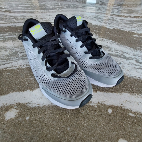 C9 by Champion Men's Perform Fit Sneakers Size 8 - Picture 2 of 3